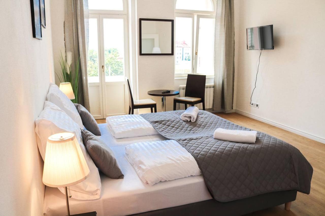 براغ Rose Suites And Rooms المظهر الخارجي الصورة